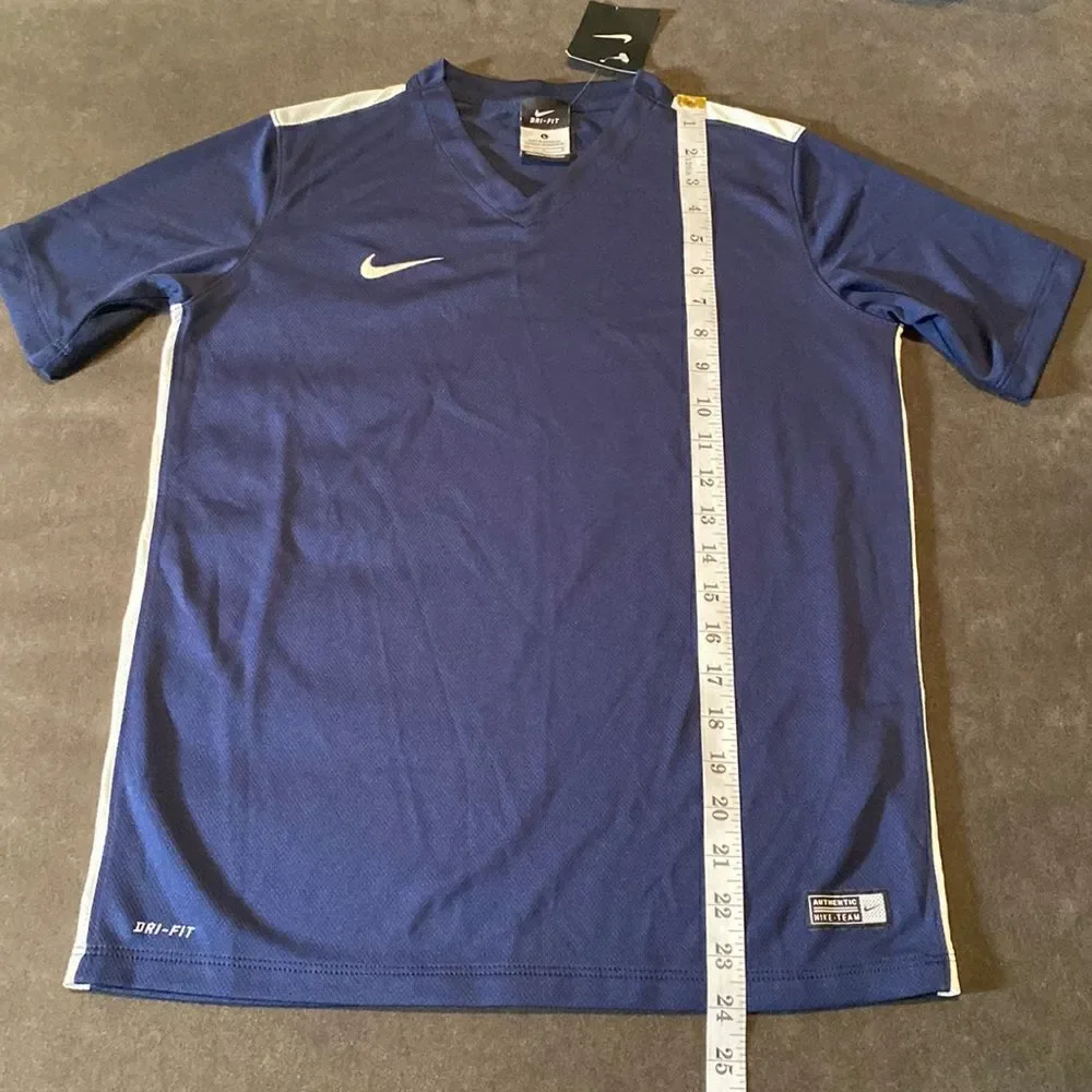 Boy’s Nike Blue T-Shirt Dri-Fit Size Youth Large NWT